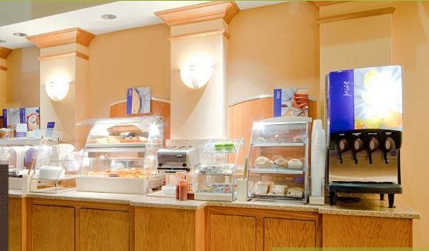 Crossroad Inn&Suites Salem Restaurante foto